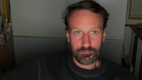 maenu_69 online show from 10-18-25, 09:37