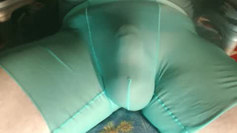 Snapshot of maestro2017 chatting on 02-12-26, 10:27 maestro2017 online show from 02-12-26, 10:27