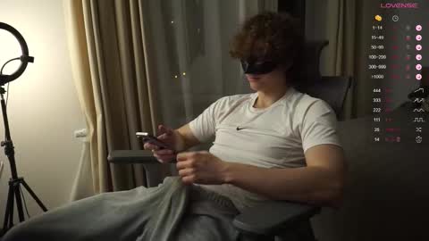 Snapshot of maestro3369 chatting on 11-14-25, 08:07 Mike XMaestro 3369 online show from 11-14-25, 08:07