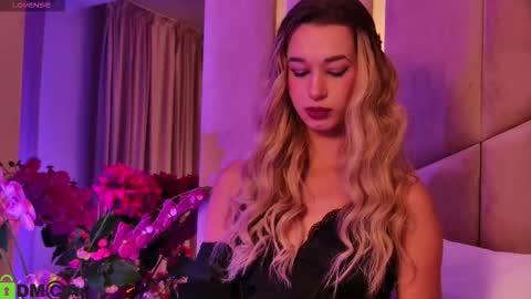 M. online show from 10-22-25, 06:29