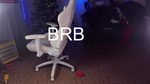 Maevee online show from 01-25-25, 10:29