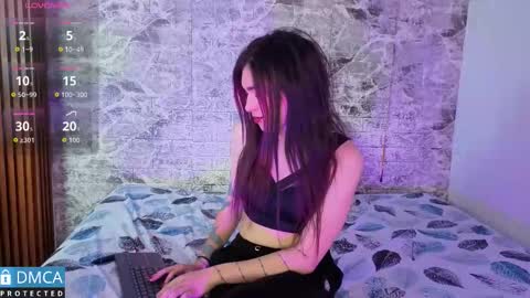 maevekuro online show from 10-09-25, 03:37