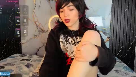 maevekuro online show from 11-10-25, 03:38