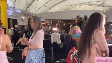 Meaves online show from 02-07-26, 10:57