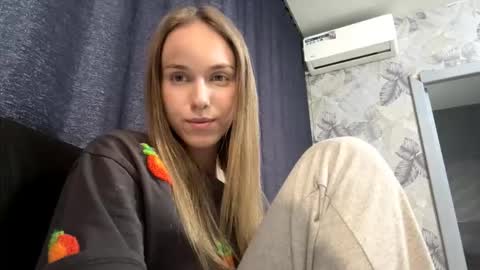 Snapshot of mafaldatefera chatting on 03-06-26, 07:16 Sara online show from 03-06-26, 07:16