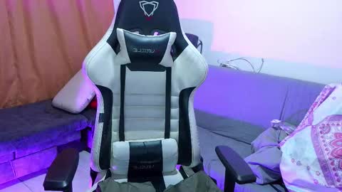 mafecito24 online show from 10-30-25, 01:51