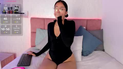 MafeMendez online show from 09-19-25, 11:33