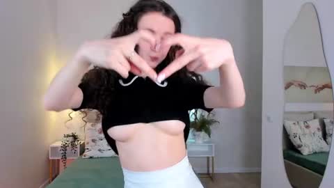 Eva online show from 06-20-26, 02:53