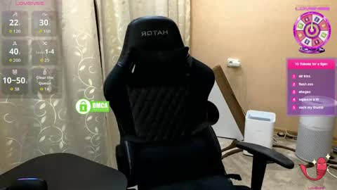 Snapshot of mag1c_eyes chatting on 05-13-26, 05:54 mag1c_eyes online show from 05-13-26, 05:54