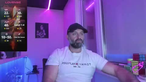 Magabear online show from 09-23-25, 02:47