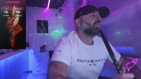 Magabear online show from 11-30-25, 11:20