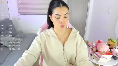 Snapshot of mager_of chatting on 11-12-25, 04:40 Eva online show from 11-12-25, 04:40