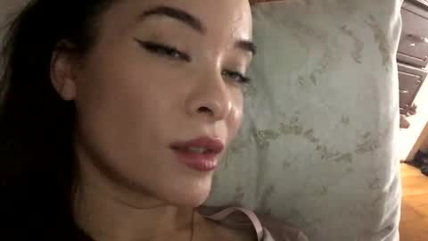 Snapshot of magggg658318 chatting on 12-14-24, 10:45 magggg658318 online show from 12-14-24, 10:45