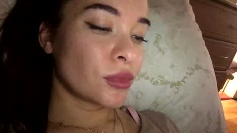 Snapshot of magggg658318 chatting on 12-23-24, 11:04 magggg658318 online show from 12-23-24, 11:04
