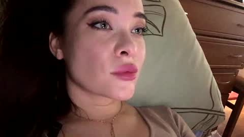 Snapshot of magggg658318 chatting on 09-19-25, 12:17 magggg658318 online show from 09-19-25, 12:17