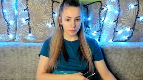 Maggie online show from 01-27-25, 01:59