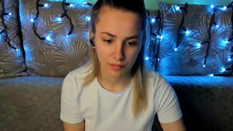 Maggie online show from 01-11-26, 01:54