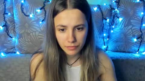 Maggie online show from 05-08-26, 02:28