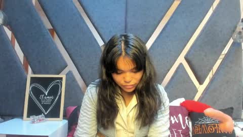 Snapshot of maggyx_69 chatting on 05-31-26, 01:51 Kimy online show from 05-31-26, 01:51
