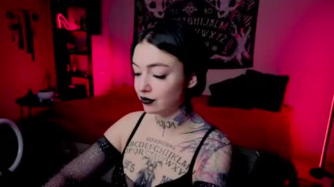 Snapshot of magic_alie chatting on 05-05-26, 07:55 Magic Allie online show from 05-05-26, 07:55