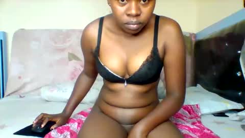 Snapshot of magic_bliss chatting on 10-05-25, 06:45 Bliss online show from 10-05-25, 06:45