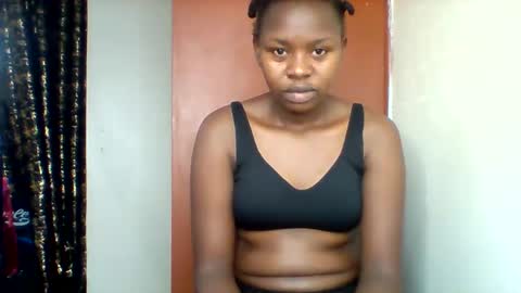 Snapshot of magic_bliss chatting on 10-21-25, 06:41 Bliss online show from 10-21-25, 06:41