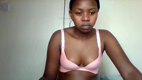 Snapshot of magic_bliss chatting on 11-05-25, 11:27 Bliss online show from 11-05-25, 11:27