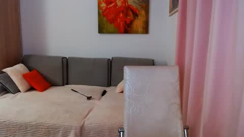 Margo online show from 12-29-24, 04:08