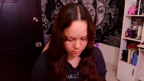 Snapshot of magic_clairewitch chatting on 09-20-25, 12:39 Claire online show from 09-20-25, 12:39