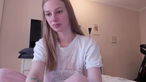 Alice  online show from 02-14-25, 10:59