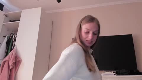 Alice  online show from 02-18-25, 11:55