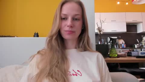 Alice  online show from 05-08-26, 11:48