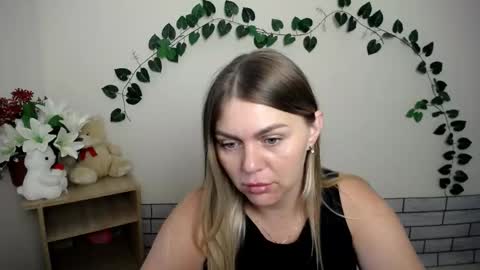magic_katarina_ online show from 09-12-25, 06:13