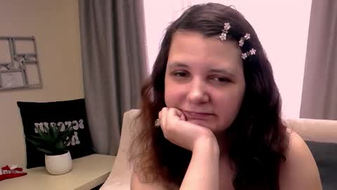 Kristy online show from 05-13-26, 07:39