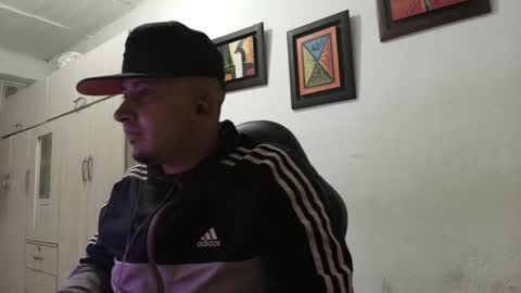 magic_milk23 online show from 09-25-25, 03:10