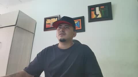 magic_milk23 online show from 11-18-25, 06:45