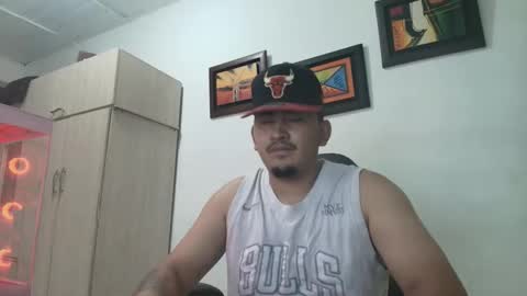 magic_milk23 online show from 11-22-25, 07:29