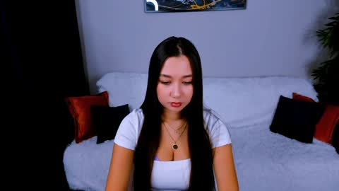 magic_phoenix online show from 01-14-25, 01:06