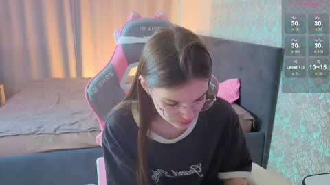 Merry online show from 05-07-26, 02:17