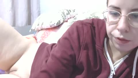 Christine online show from 12-18-25, 07:03