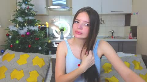 Snapshot of magical_mermaids chatting on 01-14-25, 12:56 Alice online show from 01-14-25, 12:56