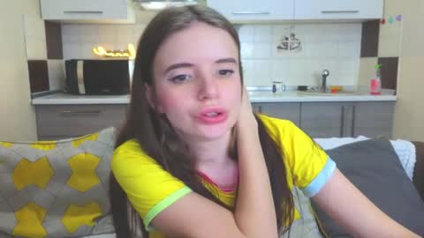 Snapshot of magical_mermaids chatting on 01-18-25, 01:08 Alice online show from 01-18-25, 01:08