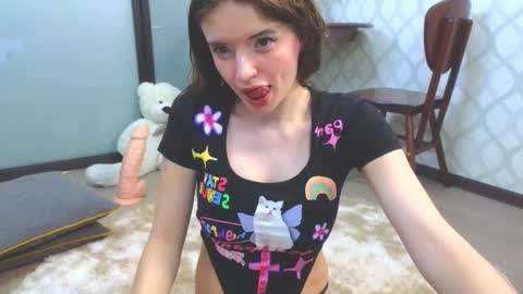 Snapshot of magical_mermaids chatting on 02-25-25, 12:45 Alice online show from 02-25-25, 12:45