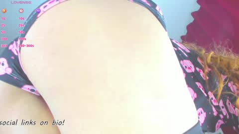 Snapshot of magical_orgasm chatting on 02-05-25, 08:11 Lorelei online show from 02-05-25, 08:11