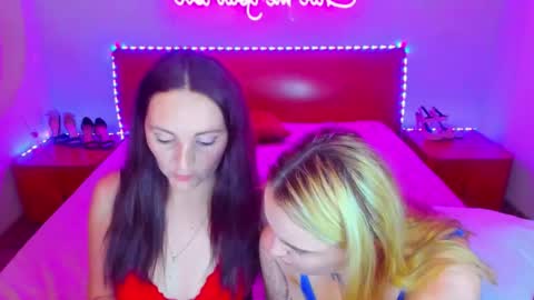 Lili and Bella online show from 12-07-24, 11:29