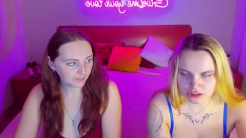 Lili and Bella online show from 03-09-25, 07:12