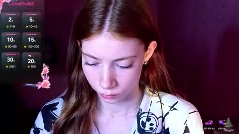 Snapshot of magicladyy chatting on 04-22-26, 06:42 Angel online show from 04-22-26, 06:42