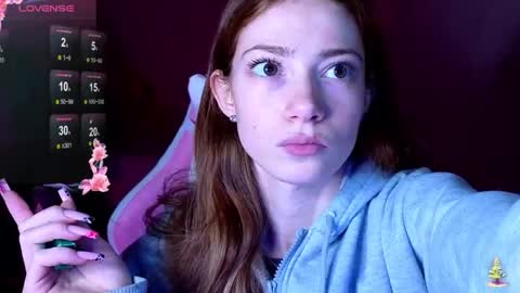 Snapshot of magicladyy chatting on 04-26-26, 06:05 Angel online show from 04-26-26, 06:05
