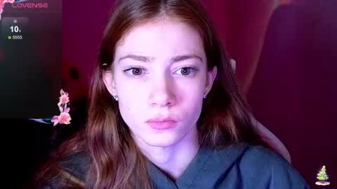 Snapshot of magicladyy chatting on 04-27-26, 06:39 Angel online show from 04-27-26, 06:39