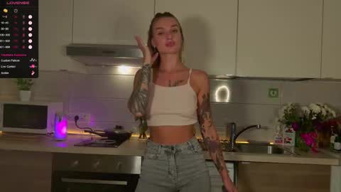 MagicLove online show from 09-08-25, 02:38